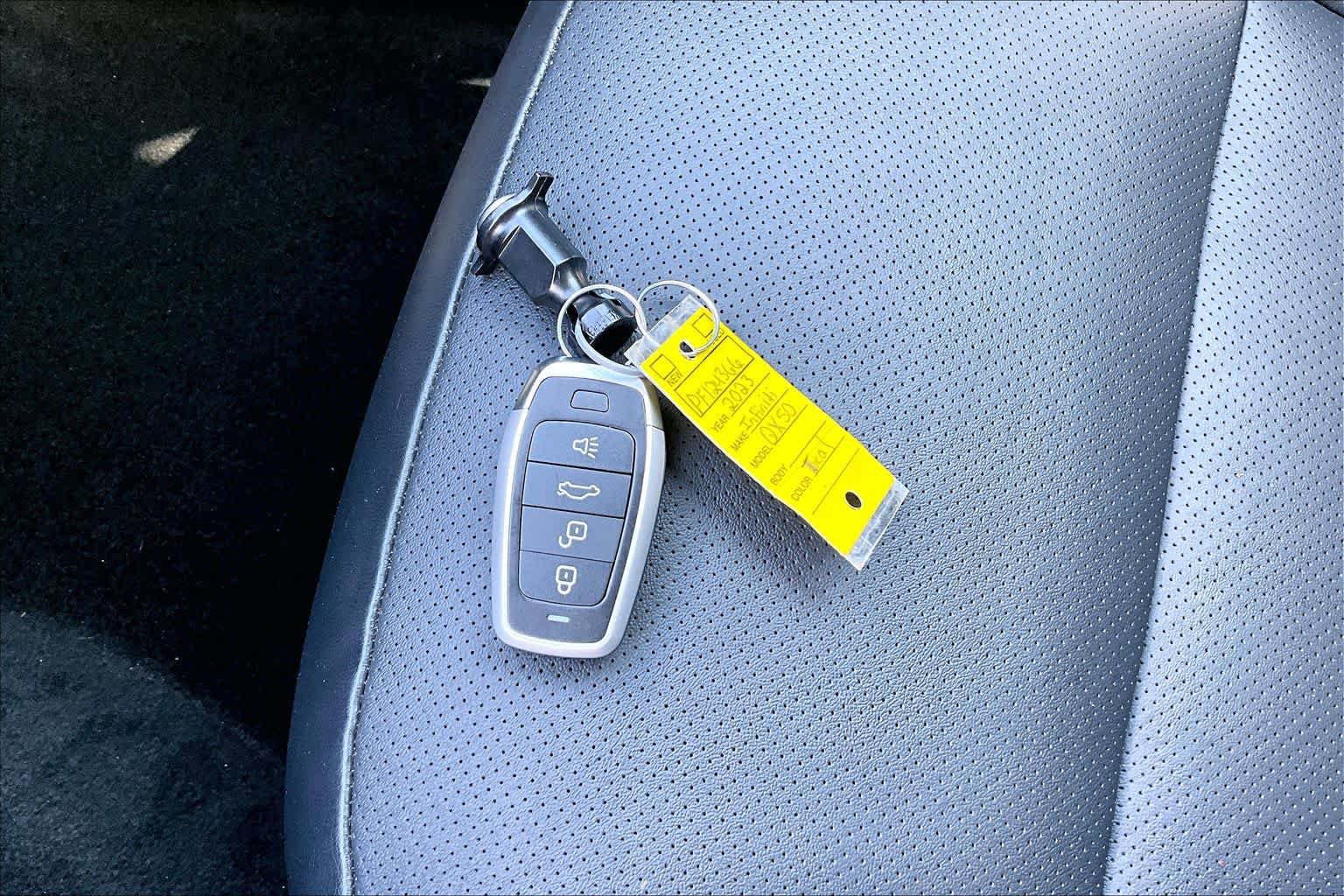 Used 2023 INFINITI QX50 Luxe FWD image 15