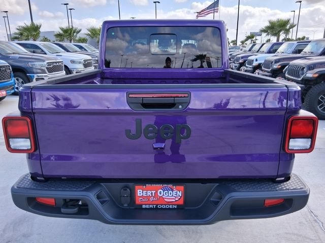New 2026 Jeep Gladiator Sport AWD/4WD image 6