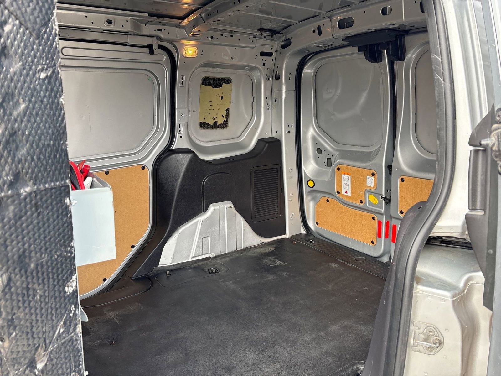 Used 2016 Ford Transit Connect XL image 5