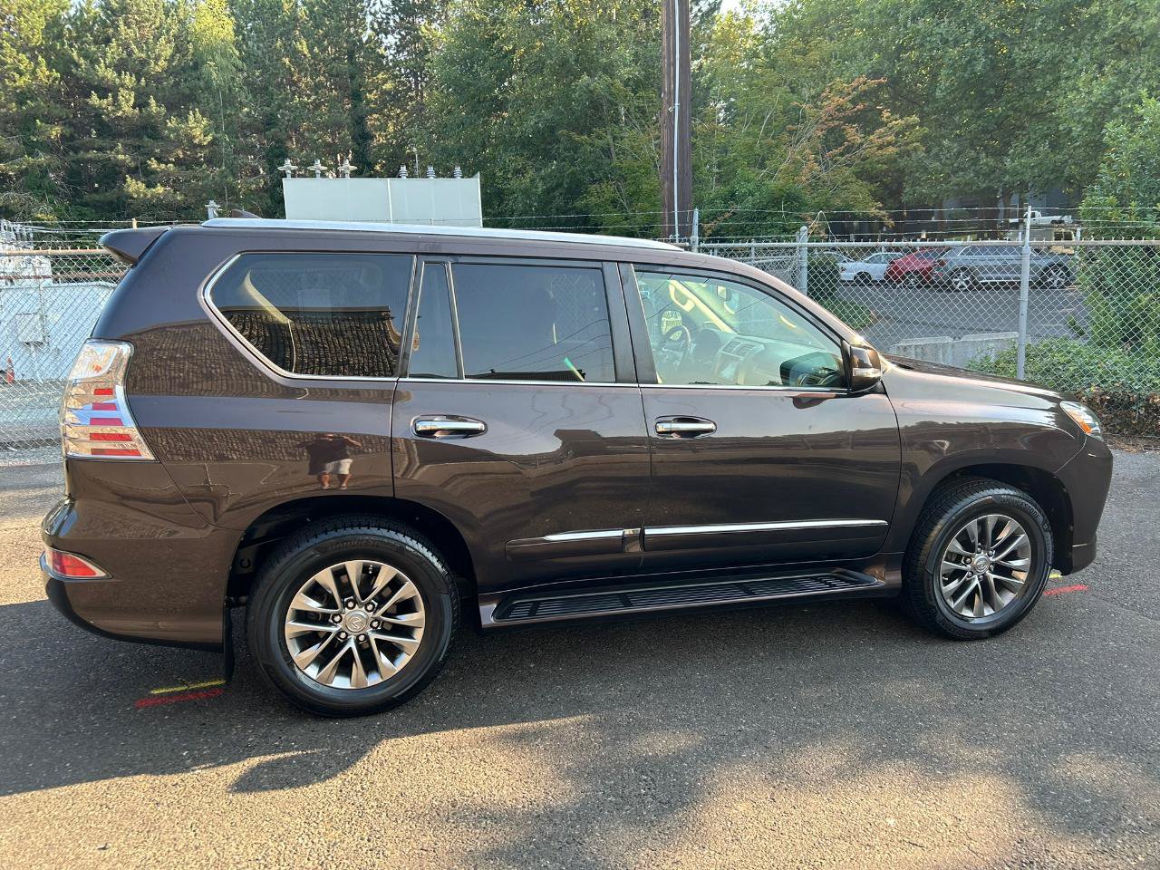 Used 2018 Lexus GX 460 Luxury AWD/4WD image 4