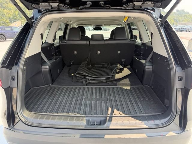 Certified 2024 Toyota Grand Highlander AWD image 13