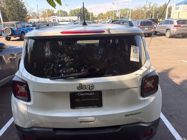 Used 2022 Jeep Renegade Sport w/ Sport Appearance Group FWD image 4