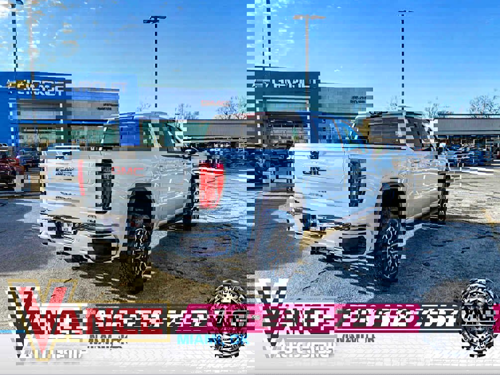 New 2026 GMC Sierra 1500 AT4 w/ AT4 Premium Package image 7