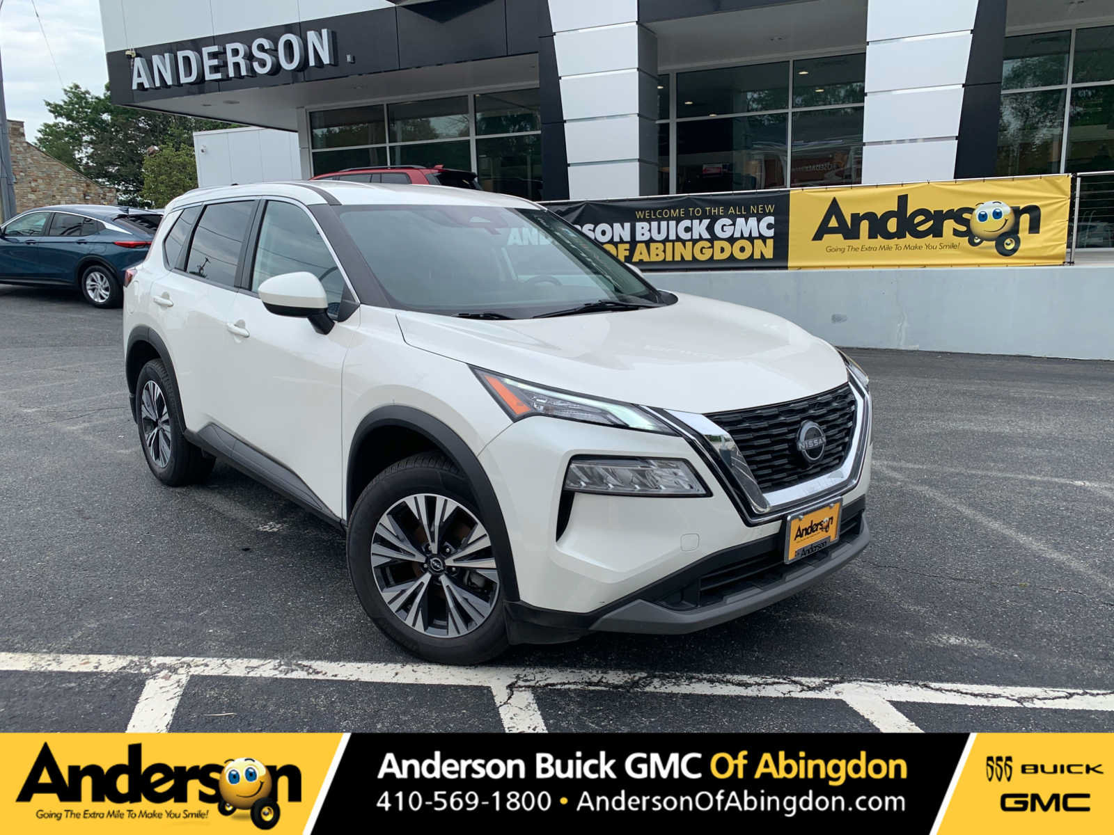 Used 2023 Nissan Rogue SV