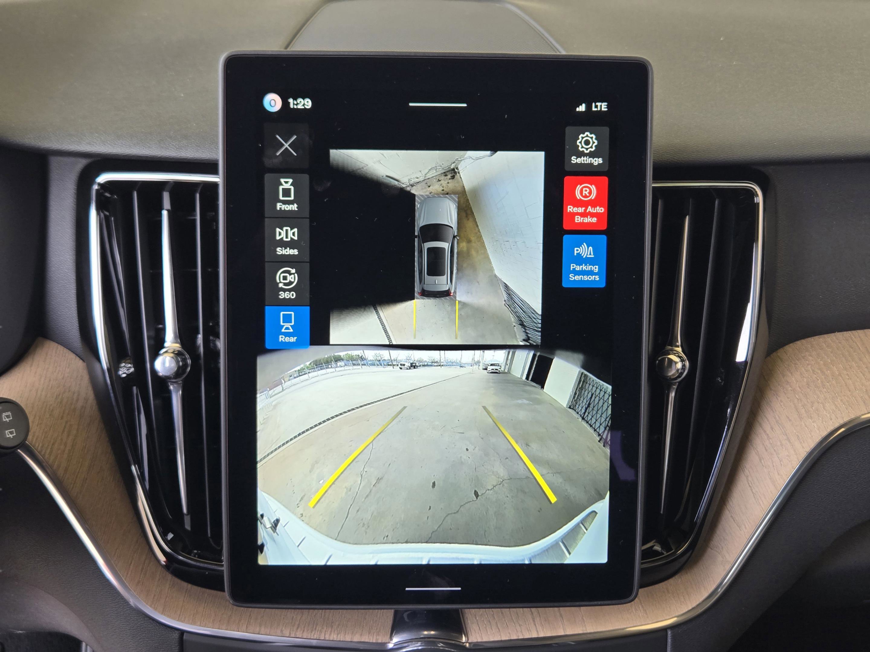 New 2026 Volvo XC60 B5 Plus w/ Protection Package Premier image 16