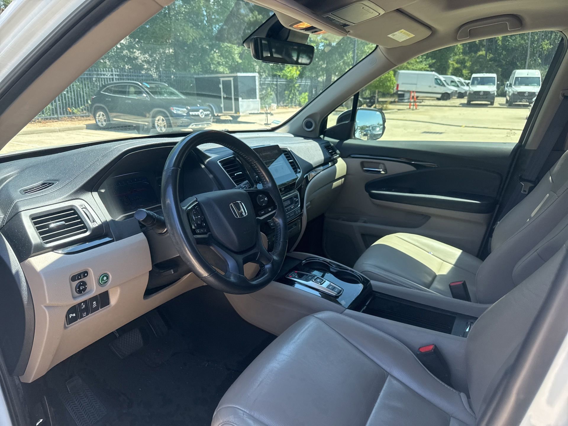 Used 2020 Honda Pilot Touring image 9