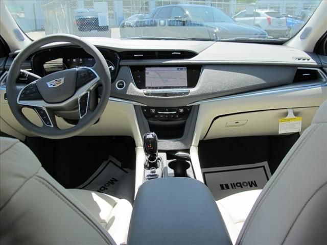 New 2025 Cadillac XT5 Premium Luxury w/ LPO, Red Accent Package image 23