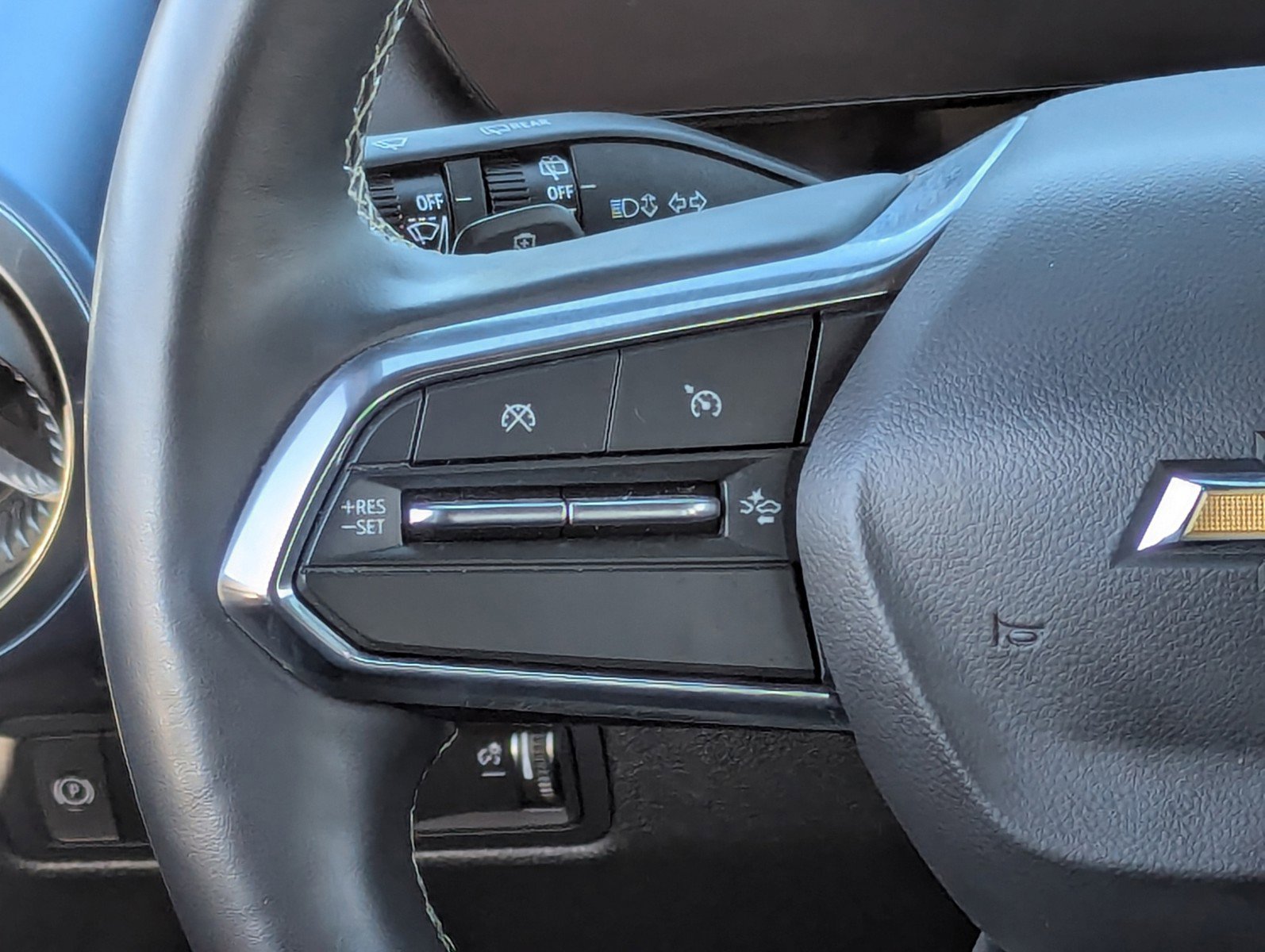 Used 2025 Chevrolet Equinox EV LT w/ Convenience Package image 23