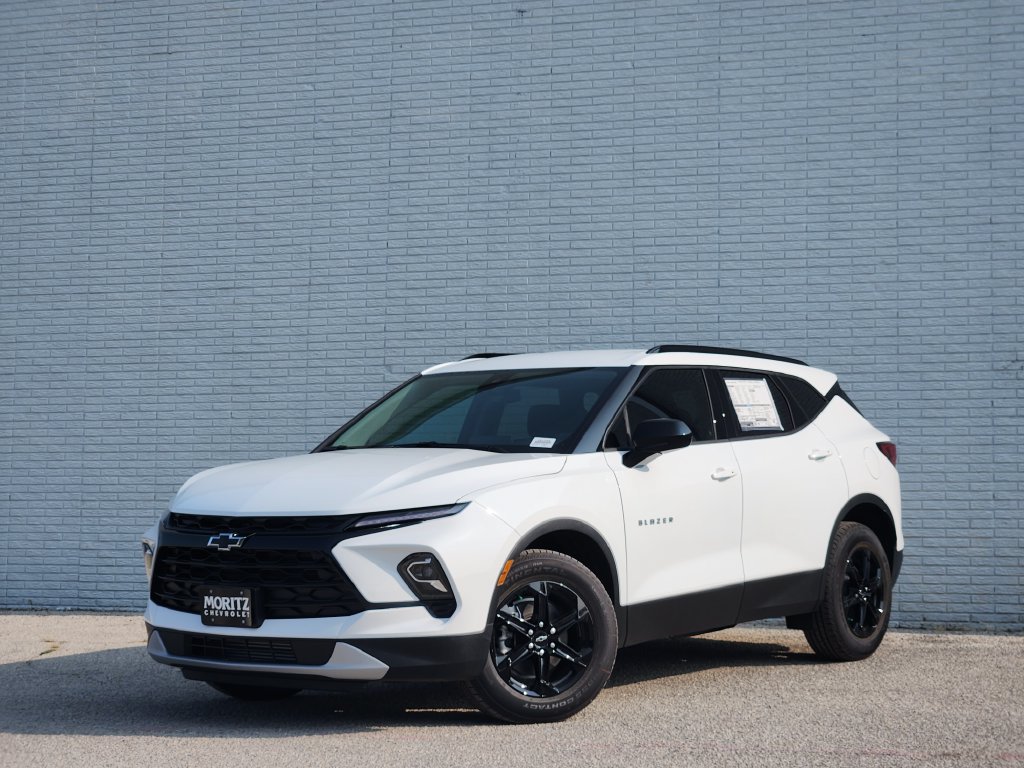New 2026 Chevrolet Blazer LT w/ Midnight/Sport Edition FWD image 1