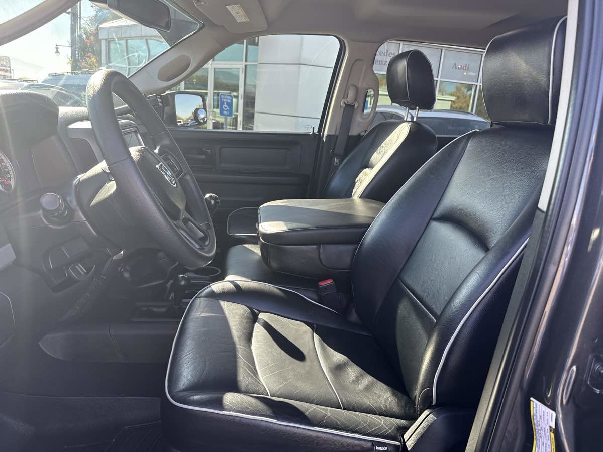 Used 2018 RAM 2500 Tradesman w/ Chrome Appearance Group AWD/4WD image 14