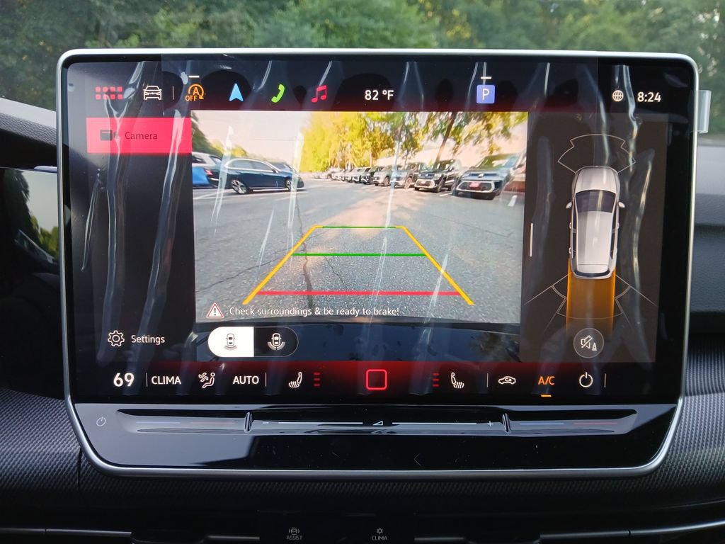 New 2026 Volkswagen GTI SE FWD image 20