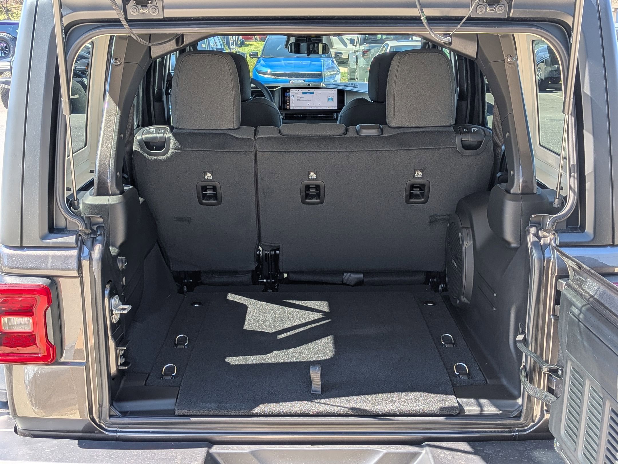 New 2026 Jeep Wrangler Unlimited Sport AWD/4WD image 31