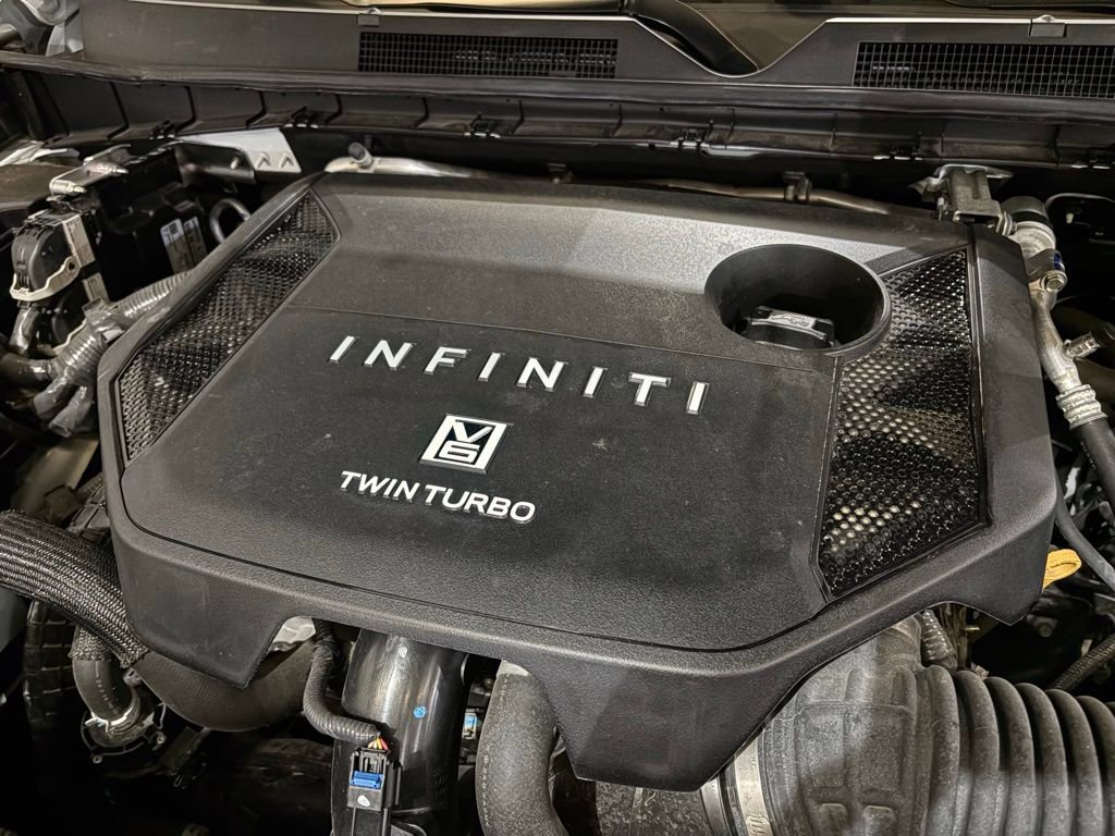 Used 2025 INFINITI QX80 Sensory image 14