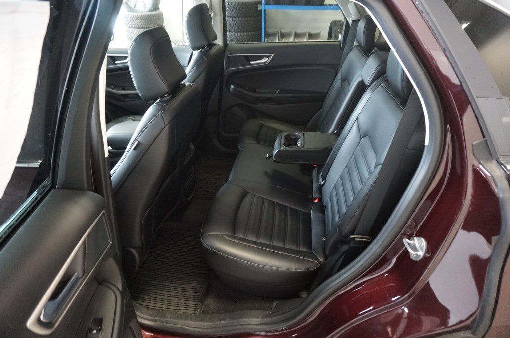 Used 2024 Ford Edge SEL w/ Convenience Package image 10