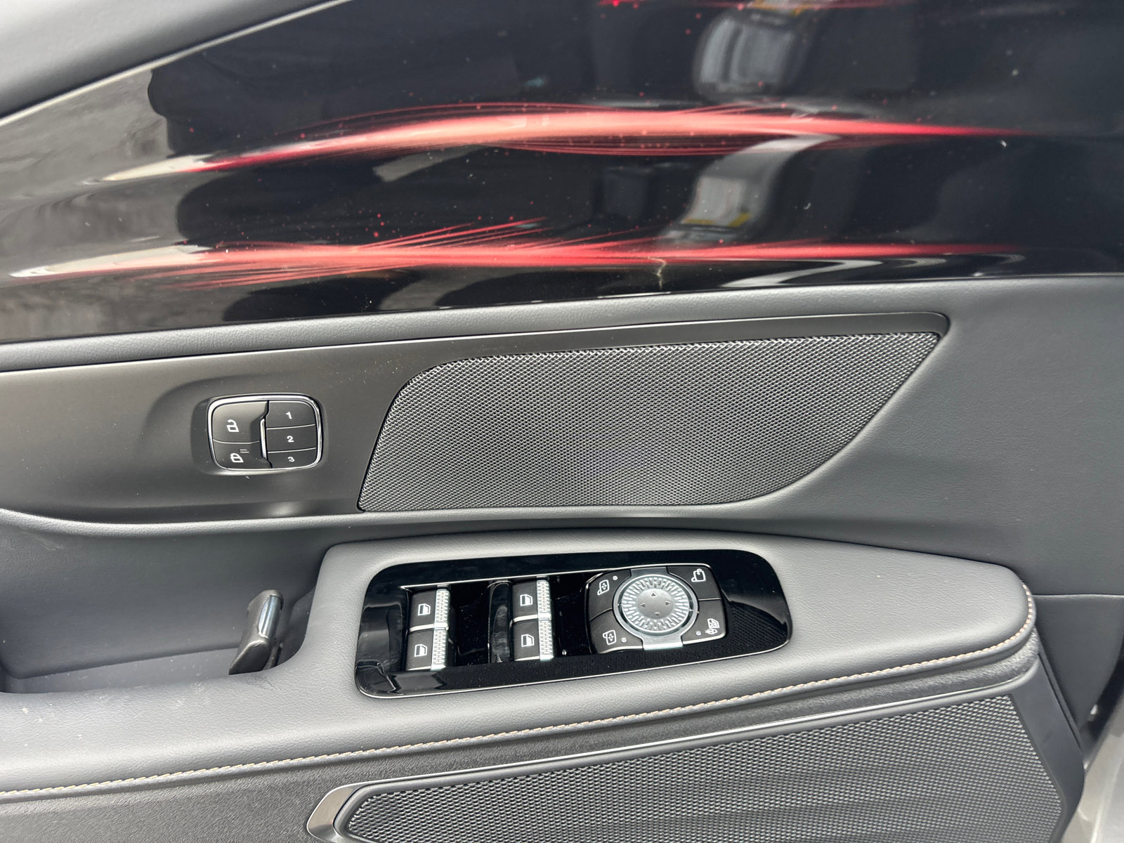 New 2026 Lincoln Nautilus Premier image 12