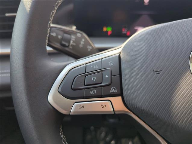 New 2026 Volkswagen Tiguan SE FWD image 21