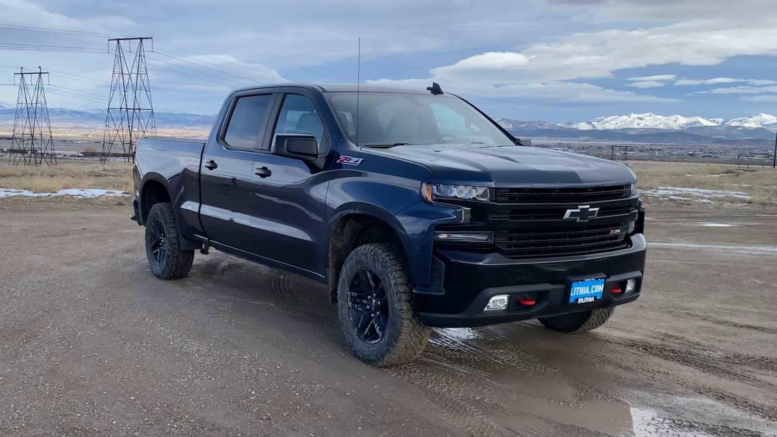 Used 2021 Chevrolet Silverado 1500 LT Trail Boss w/ Convenience Package II AWD/4WD image 2