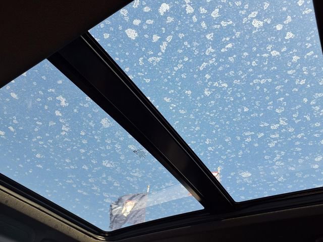 Used 2024 Chevrolet Blazer RS w/ Driver Confidence II Package image 9