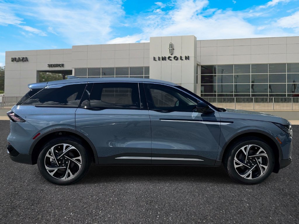 New 2026 Lincoln Nautilus Premier w/ Equipment Group 102A AWD/4WD image 2