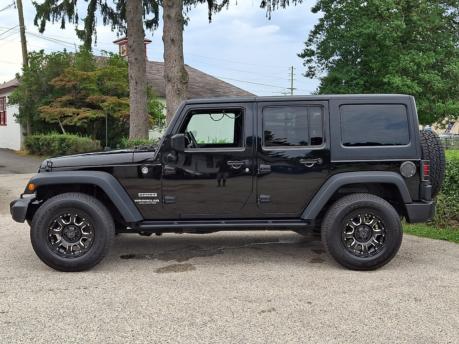 Used 2016 Jeep Wrangler Unlimited Sport w/ Quick Order Package 24S AWD/4WD image 4