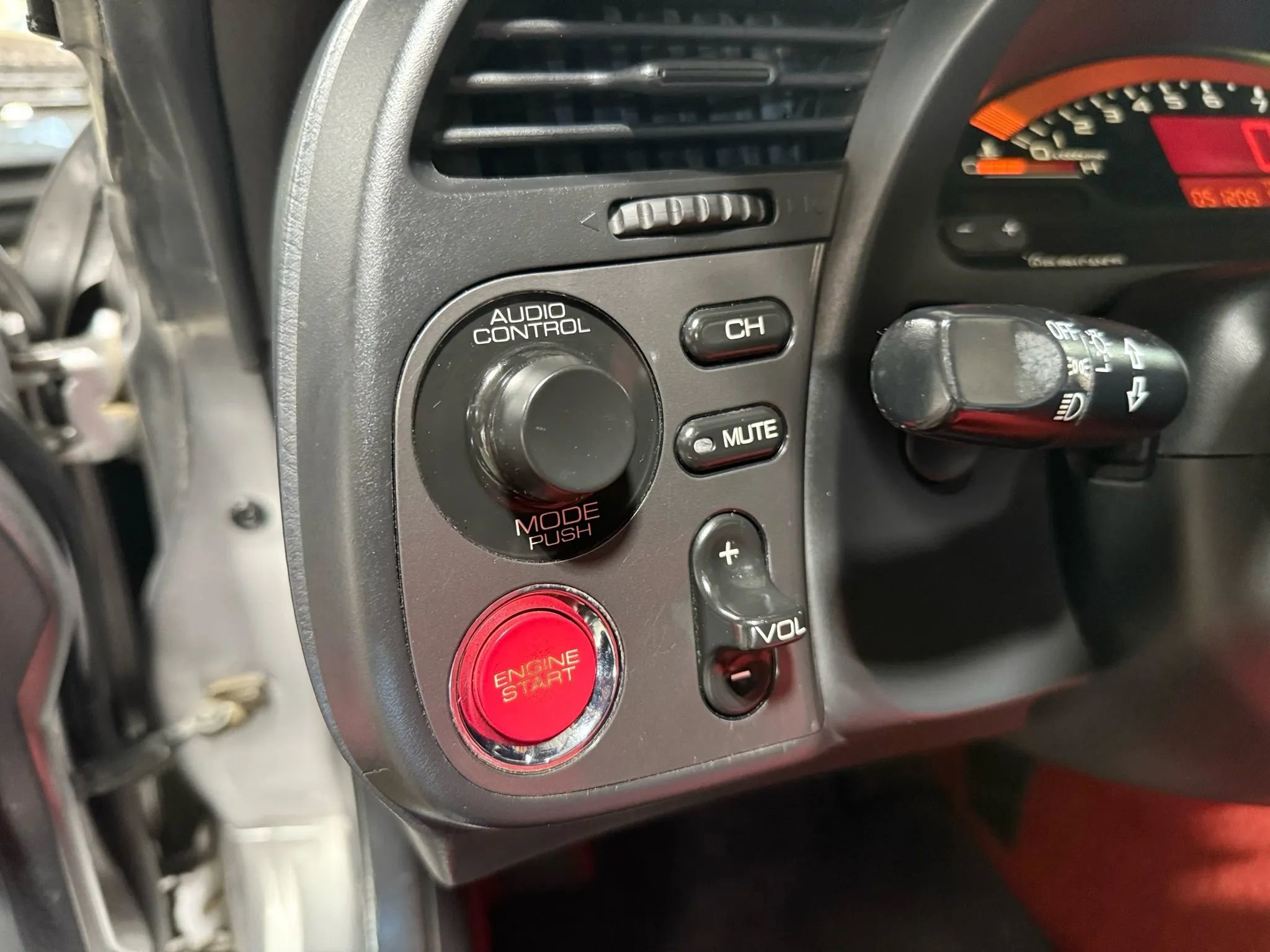 Used 2001 Honda S2000 image 17