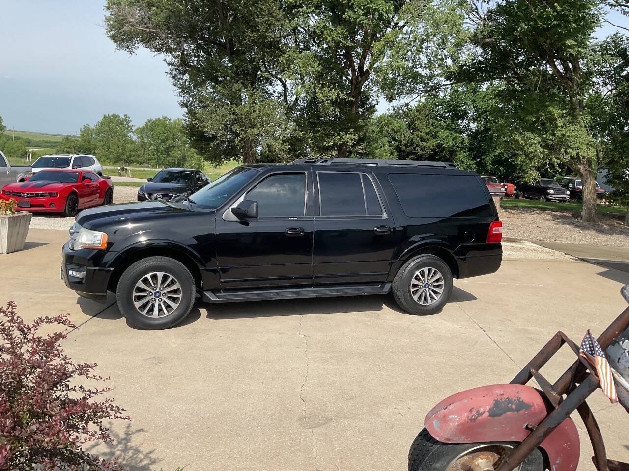 Used 2017 Ford Expedition EL XLT RWD image 6