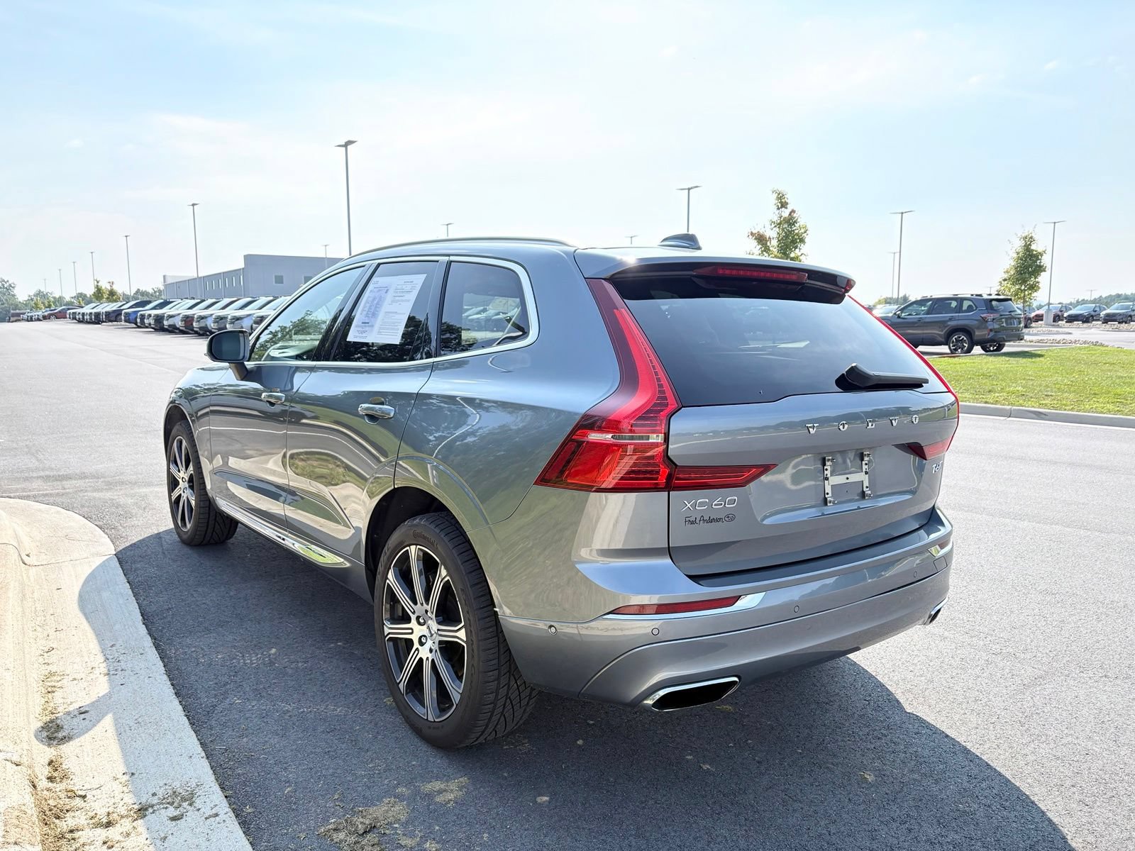 Used 2018 Volvo XC60 T6 Inscription w/ Luxury Seat Package AWD/4WD image 6