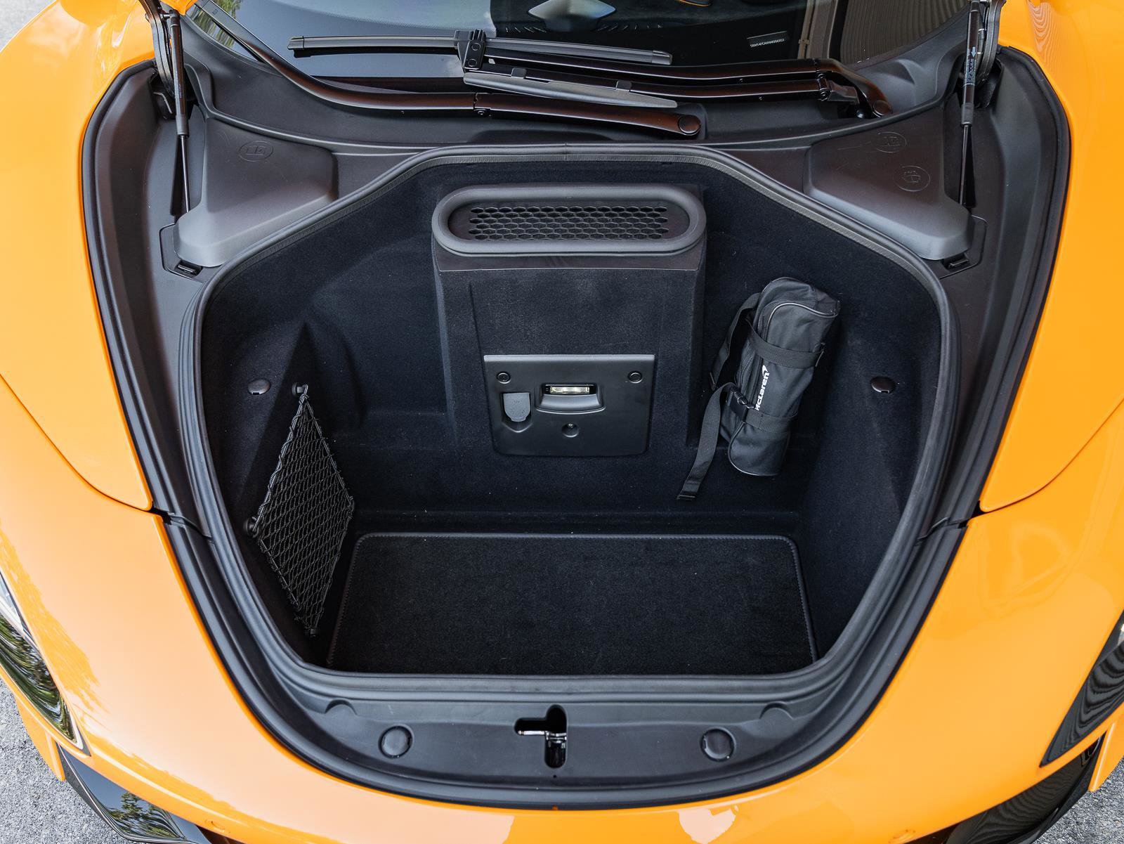 Used 2022 McLaren 720S Performance RWD image 48