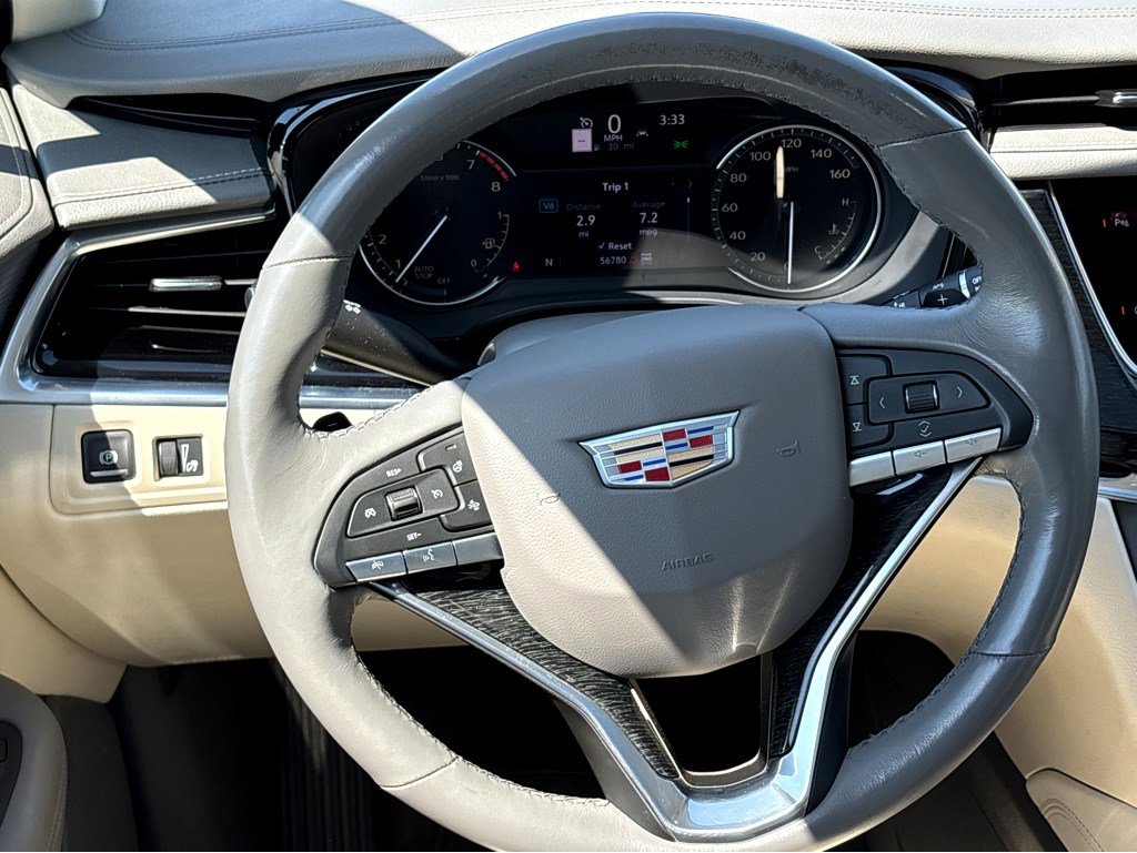 Used 2022 Cadillac XT6 Premium Luxury AWD/4WD image 14
