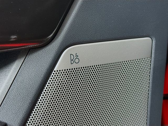 Certified 2022 Ford F150 Lariat w/ Equipment Group 502A High image 19