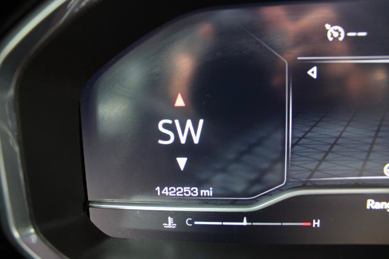 Used 2023 GMC Sierra 1500 SLT RWD image 34