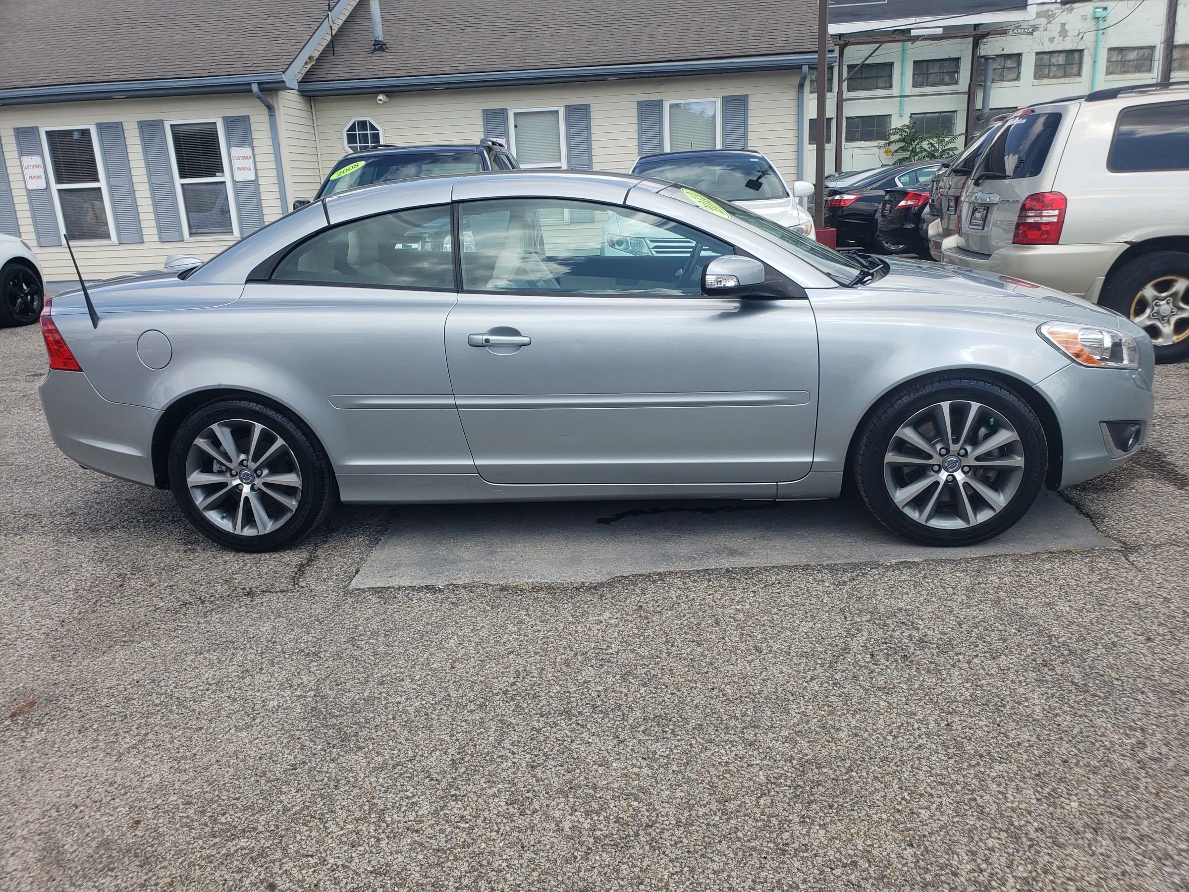Used 2013 Volvo C70 T5 image 6