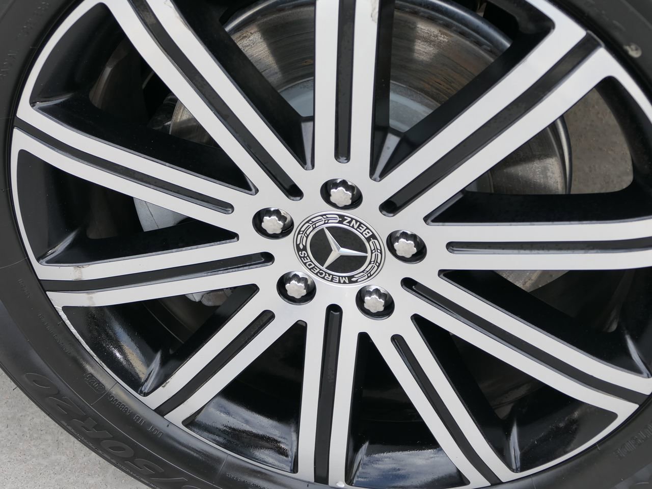 Used 2024 Mercedes-Benz GLE 450 4MATIC image 10