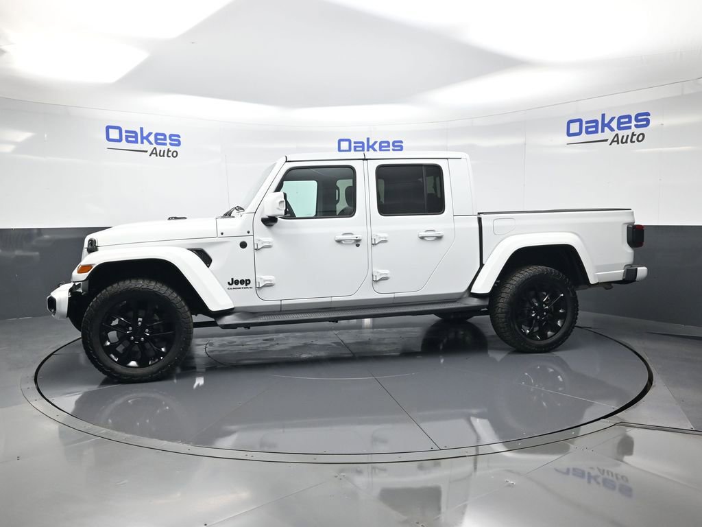 Used 2023 Jeep Gladiator Overland image 5