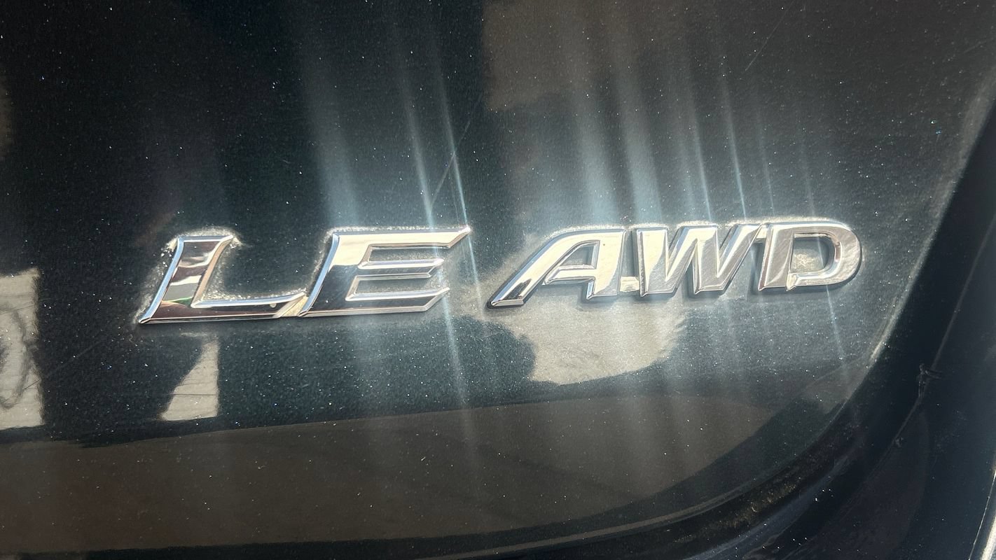 Used 2015 Toyota Venza LE AWD/4WD image 15