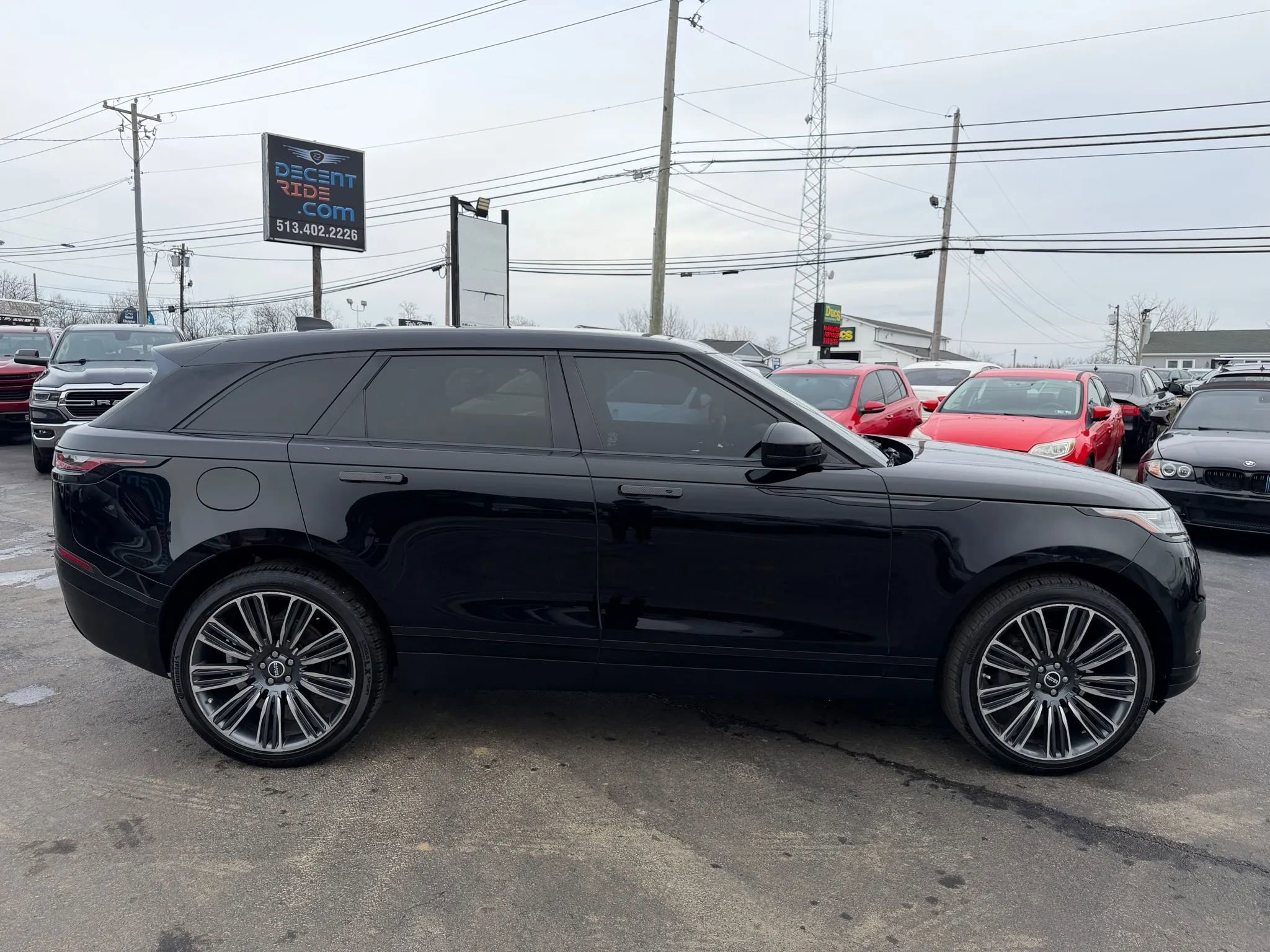 Used 2020 Land Rover Range Rover Velar S image 2