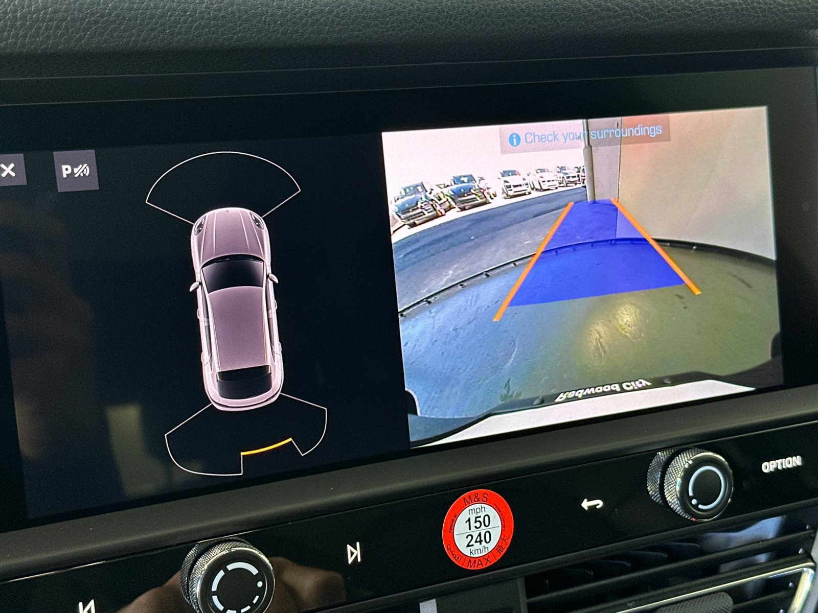Certified 2026 Porsche Macan AWD/4WD image 23