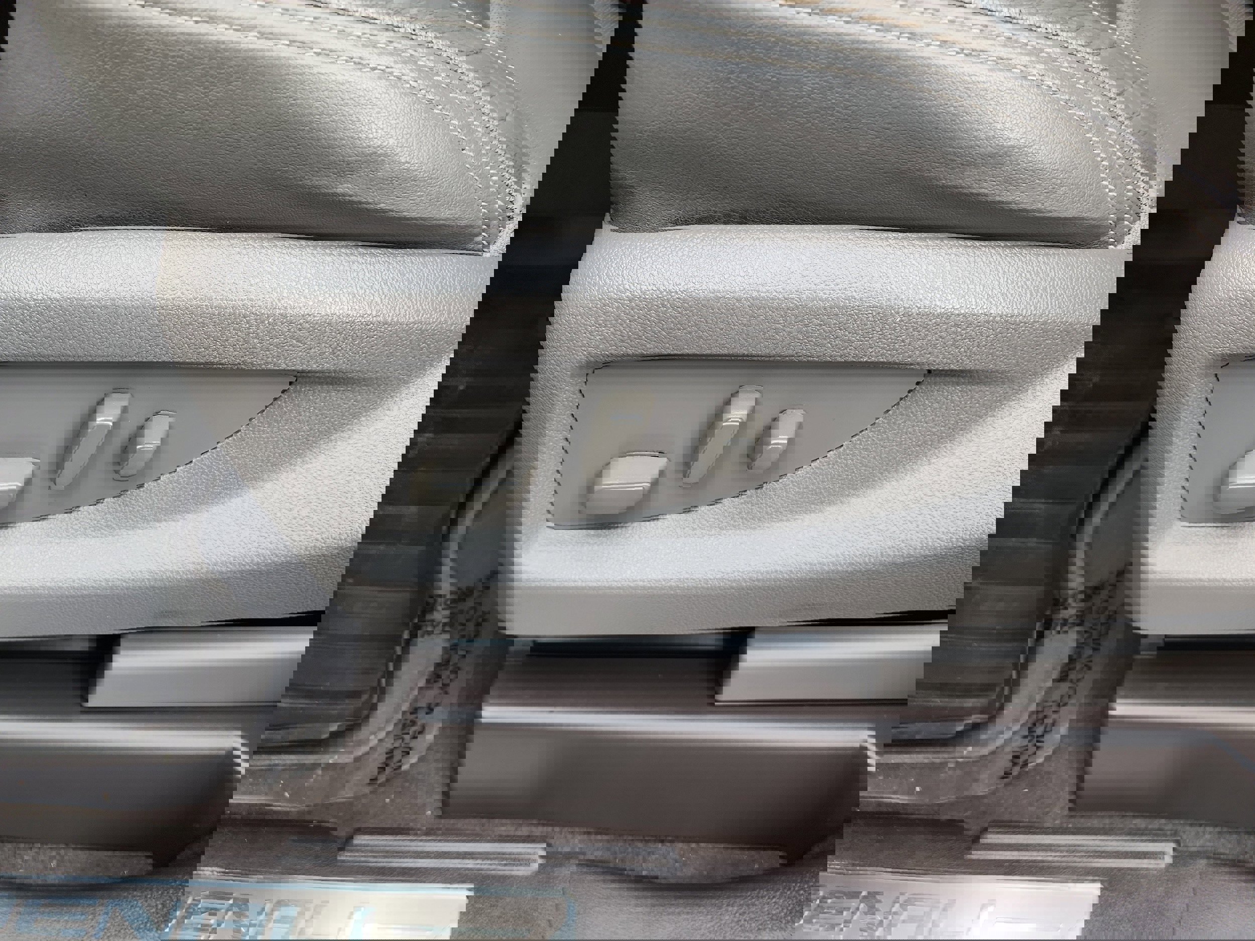 Used 2019 GMC Yukon Denali w/ Denali Ultimate Package image 19