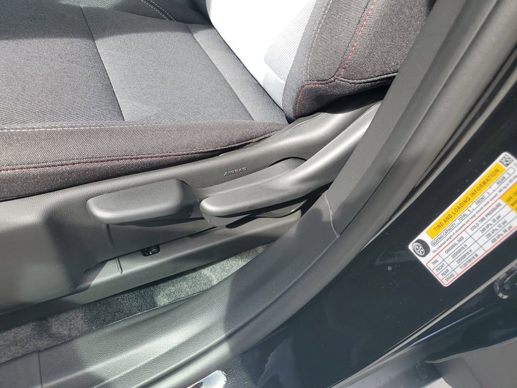 New 2026 Chevrolet Trax RS w/ Sunroof Package FWD image 22