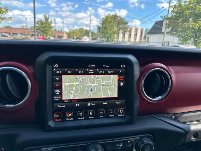 Used 2023 Jeep Wrangler Unlimited Rubicon w/ LED Lighting Group AWD/4WD image 38