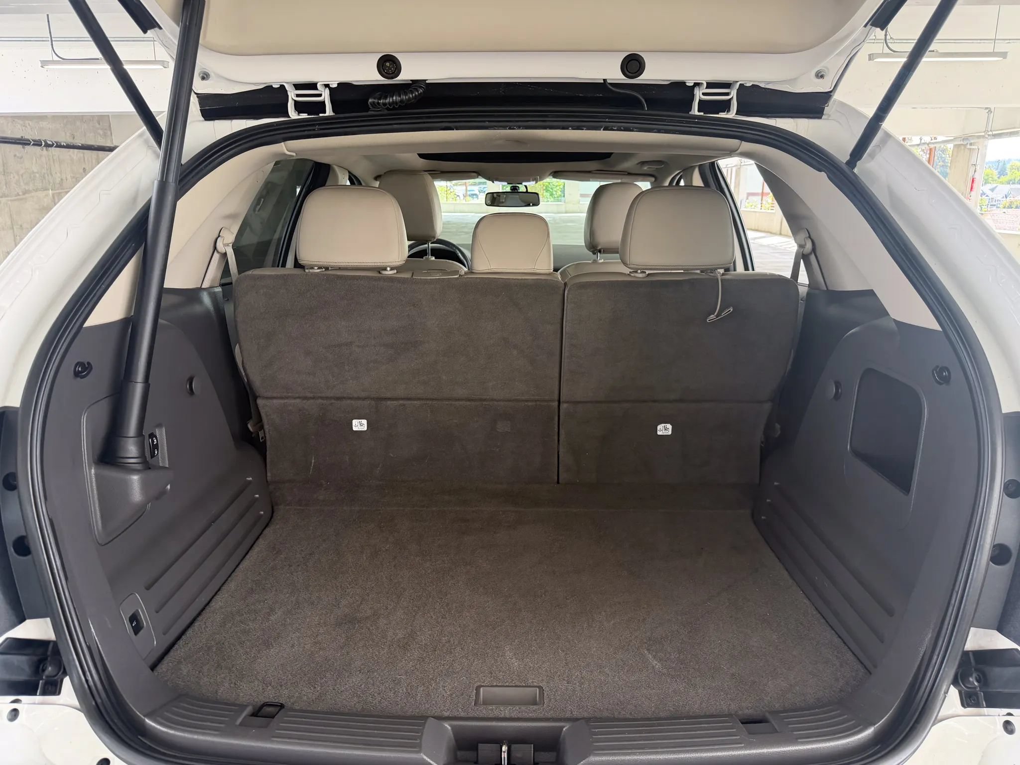 Used 2013 Ford Edge SEL FWD image 21