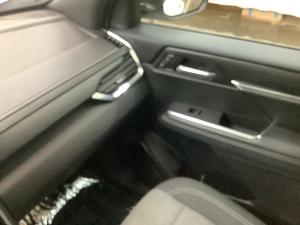 Used 2025 GMC Acadia Elevation FWD image 22