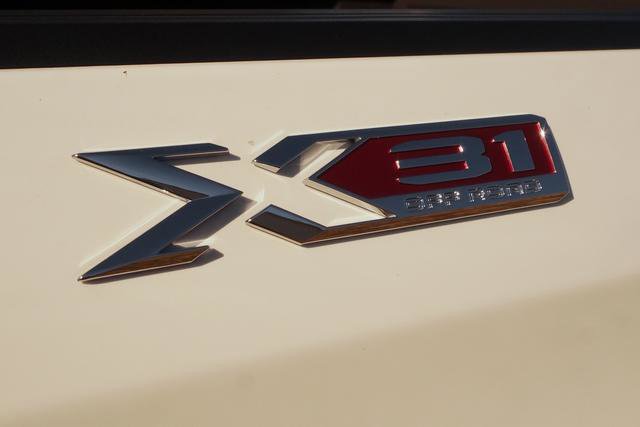 Used 2025 GMC Sierra 1500 SLT w/ SLT Premium Plus Package image 46