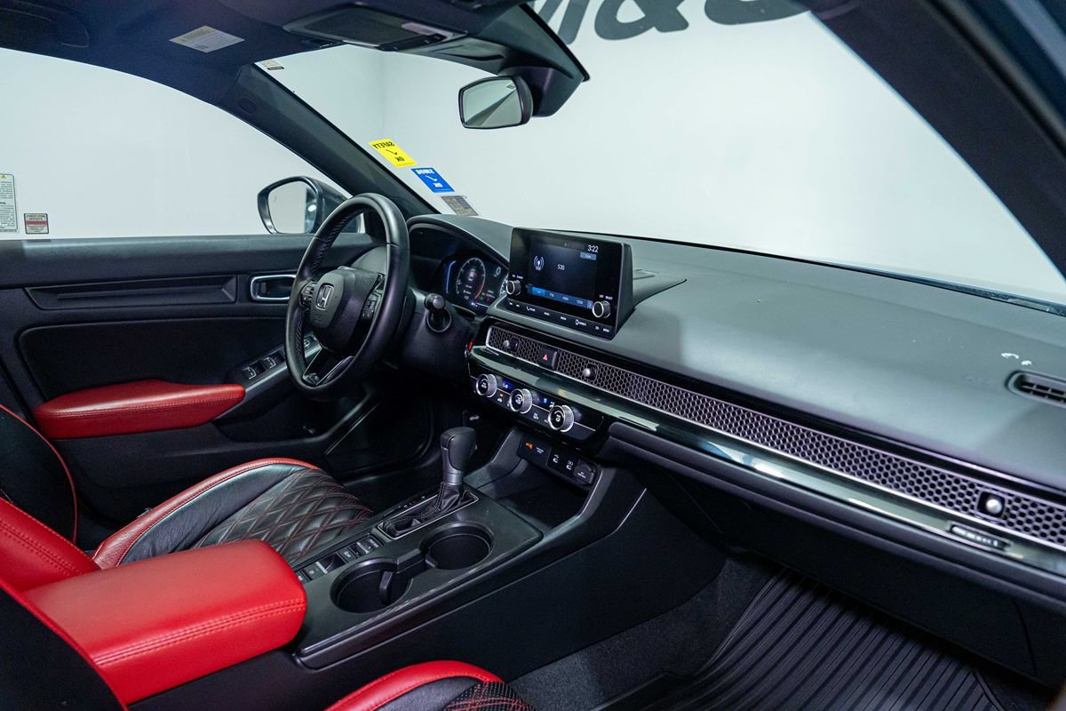 Used 2025 Honda Civic Sport image 19