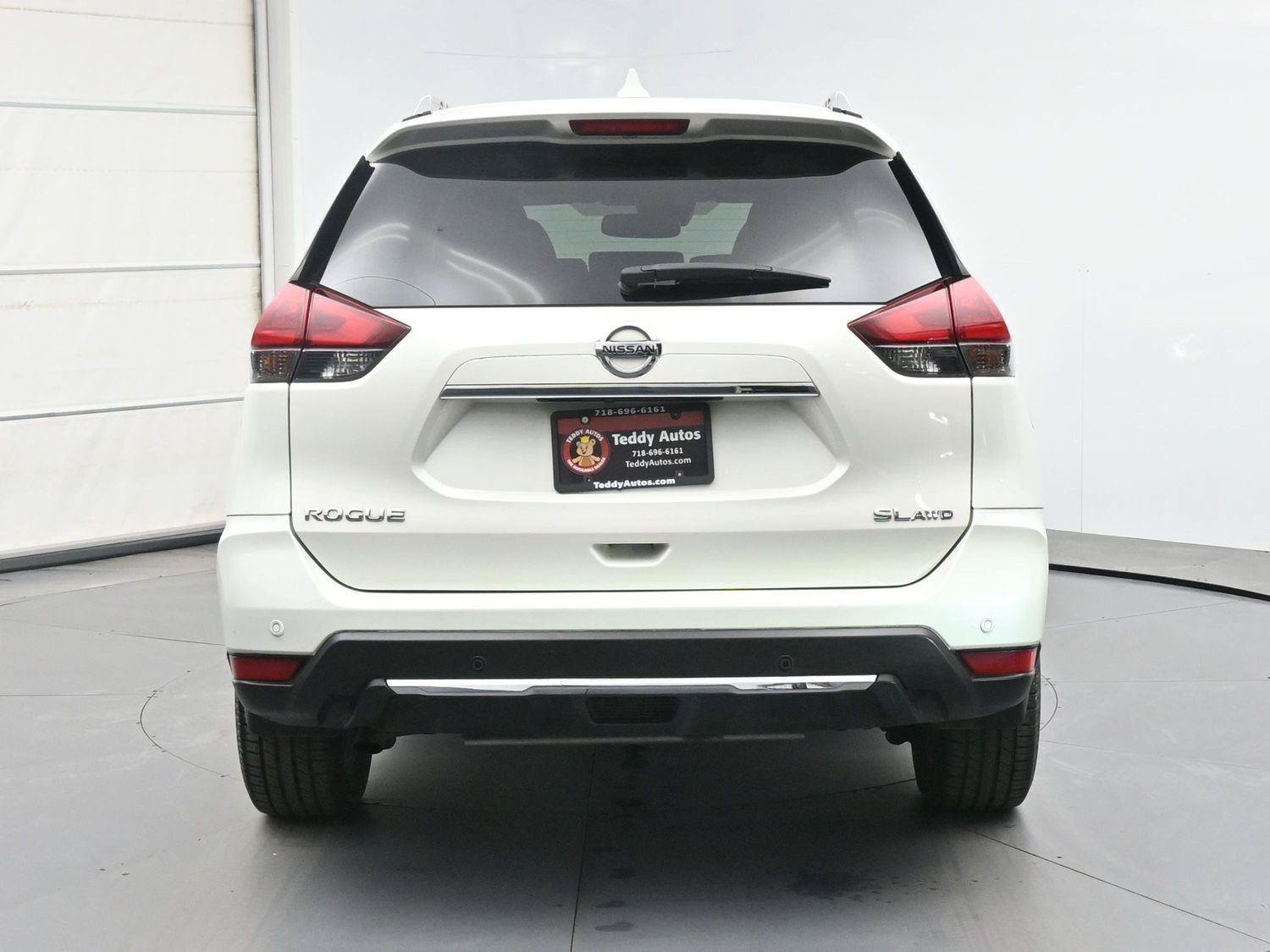 Used 2019 Nissan Rogue SL w/ Premium Package AWD/4WD image 23