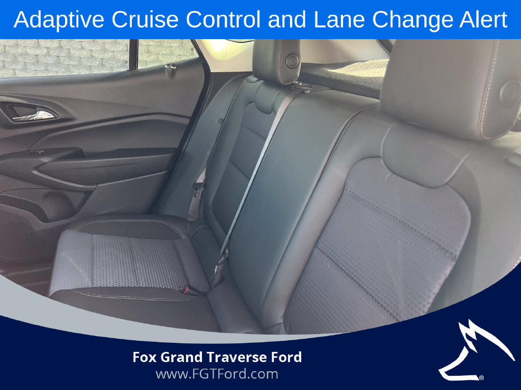 Used 2025 Chevrolet Trax LT w/ Driver Confidence Package FWD image 4