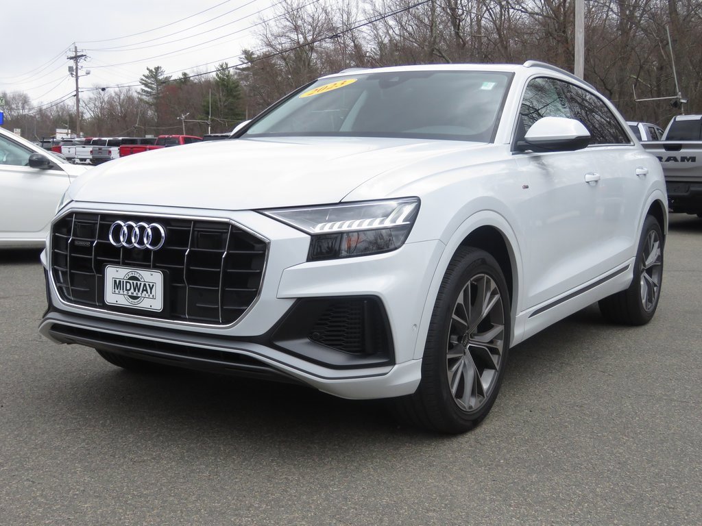 Used 2023 Audi Q8 Premium Plus image 2