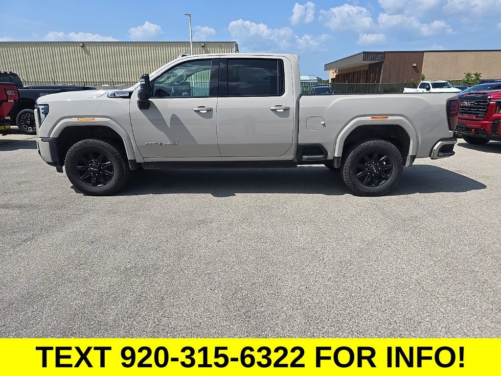 Used 2026 GMC Sierra 2500 AT4 w/ AT4 Premium Plus Package AWD/4WD image 3