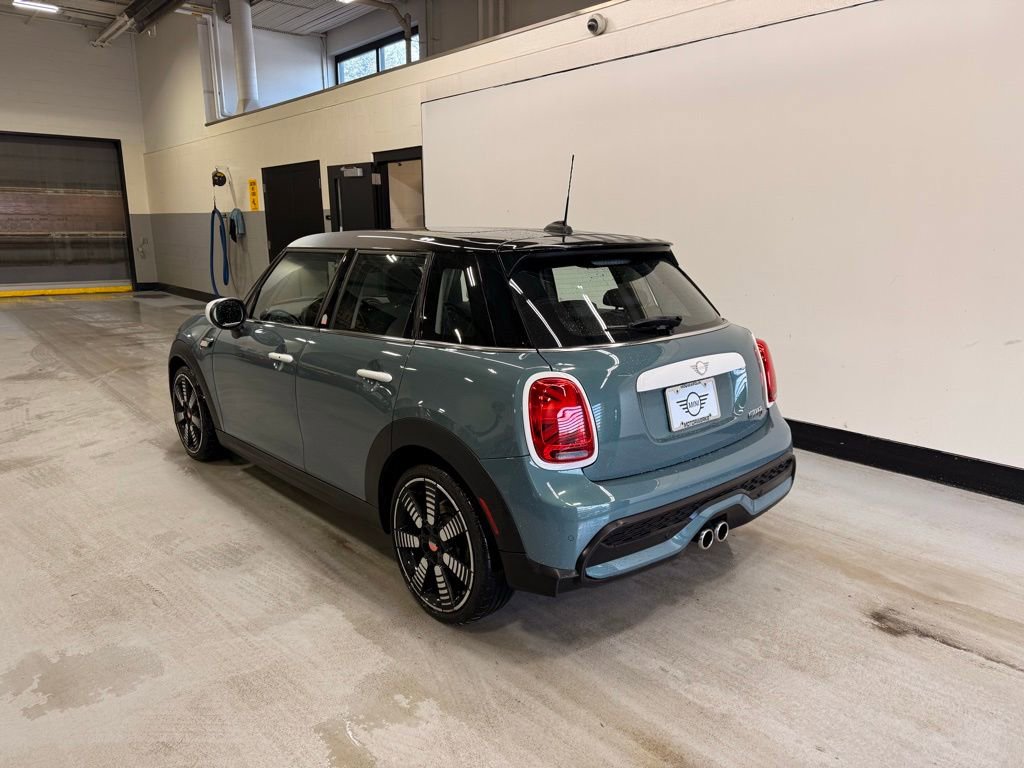Certified 2023 MINI Cooper S w/ Multitone Edition image 3