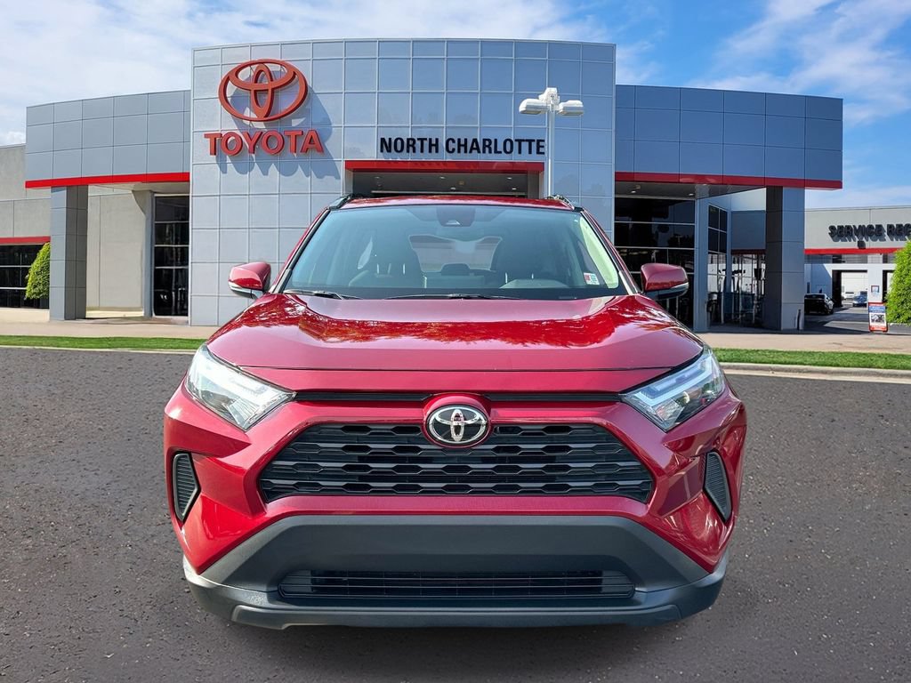Used 2023 Toyota RAV4 XLE w/ Convenience Package FWD image 2
